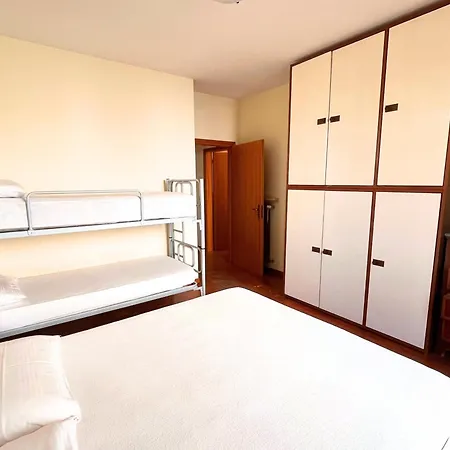 Apartment Cn048 - Cesenatico, Ampio Quadrilocale Con Doppio Posto Auto E Giardino *